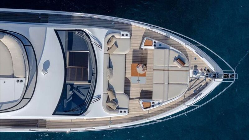 AZIMUT 62 FLY